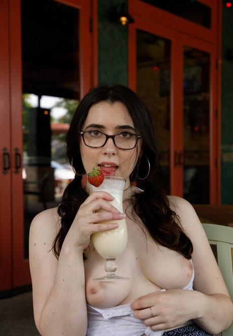 ophelia h flowers xxx model picture