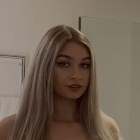 sxphiee perfect pornstar image