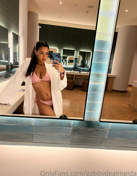 gabbydealmeida model free gallery