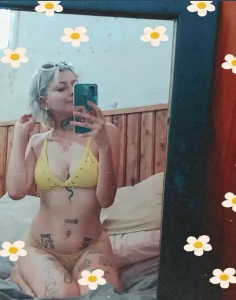 ajenj0 nude actress photo