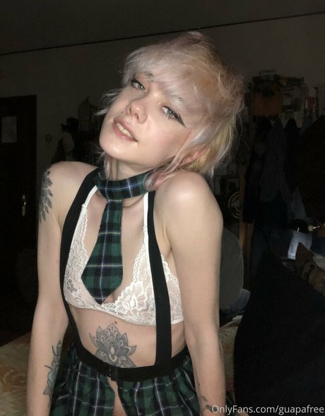 18 year old onlyfans sexy nudes img