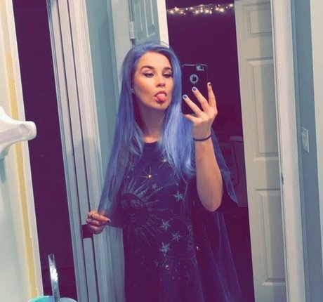 natnevv hot star pictures