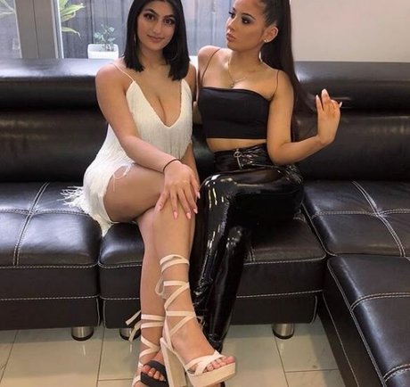 Busty Indian exclusive star images