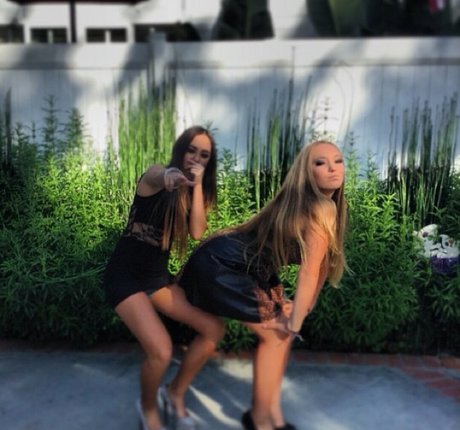 knees onlyfans hot xxx archive