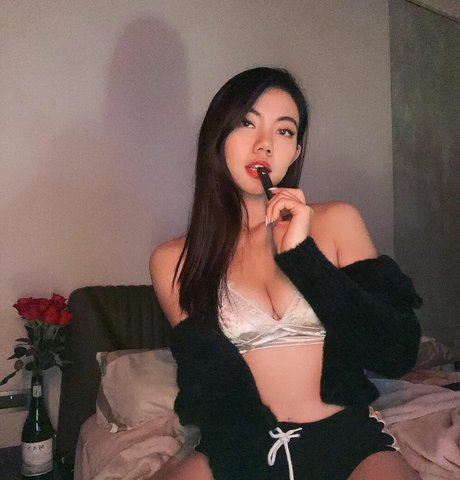 curvy girls onlyfans nude photos