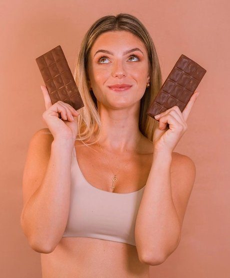 Thaisa Leal pornstar nudes images