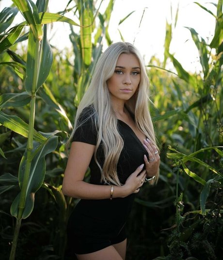 Payton Ramolla pornstar beautiful pics