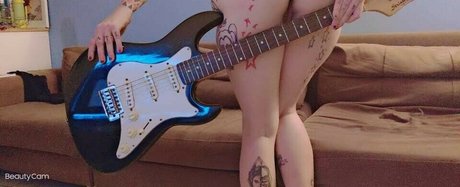 Naru Peridot star sex galleries