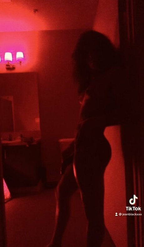 jeanblackxxx model naked photos