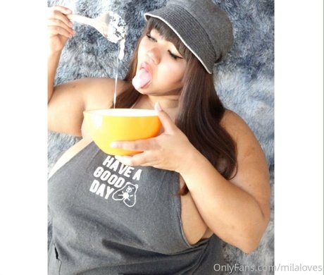 milaloves sexy pornstar pic