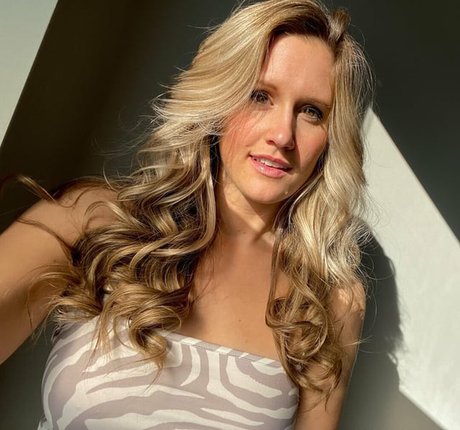 Rae Fitness free actress images