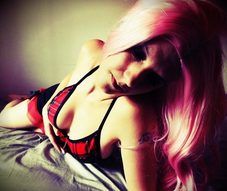 layannadoromitji model pornographic image