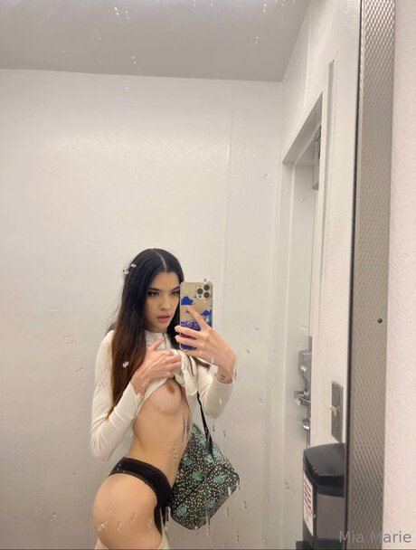 miaxomarie sexy star photos