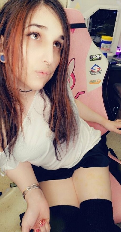 emilyroseiv sex pornstar gallery