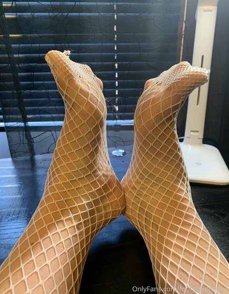 giant onlyfans sexy naked photos