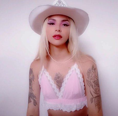 lovbunny hot model pic