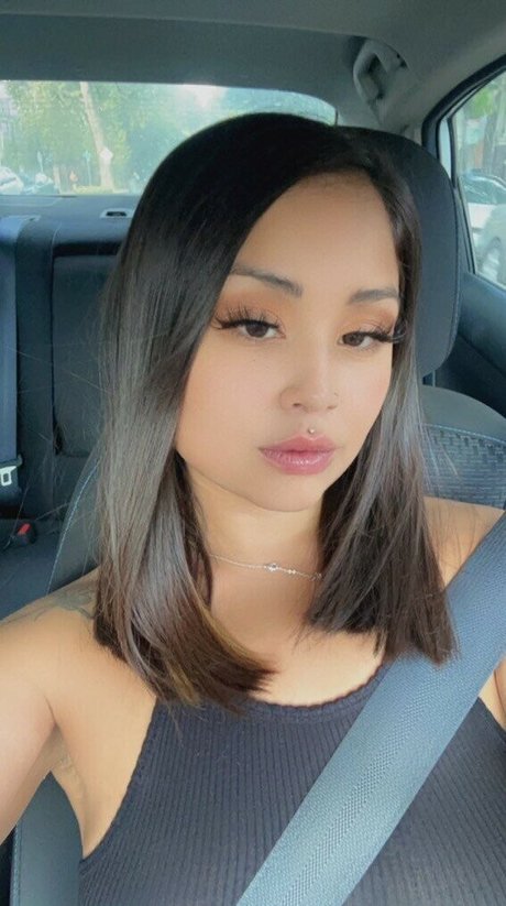 nongmhoe pornstar pretty galleries