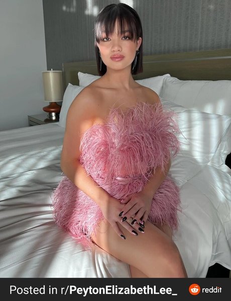 Peyton Elizabeth Lee pornstar erotic pic