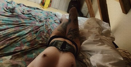 Laraxmoon nude star picture