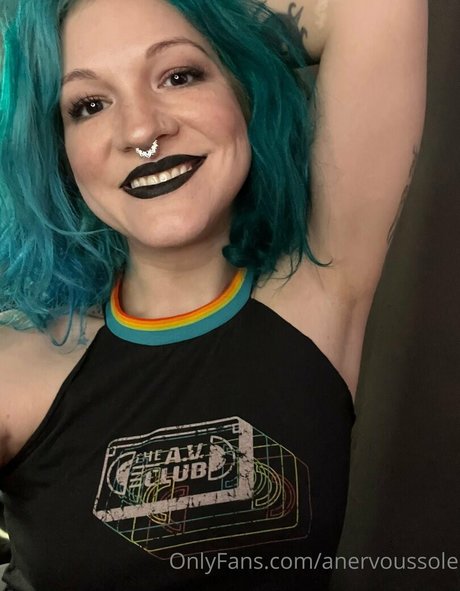 anervoussole star adult pic