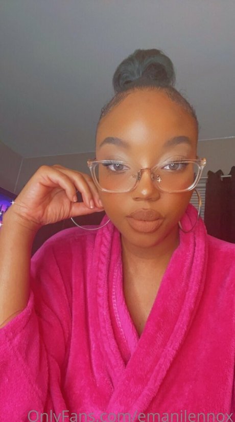 emanilennox pretty star pic