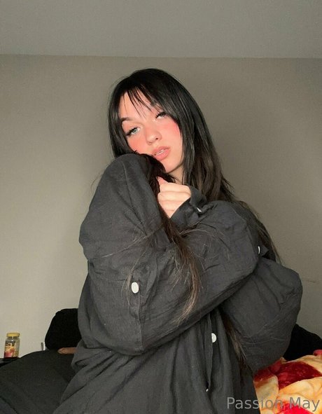 passionsprivate model adult photo