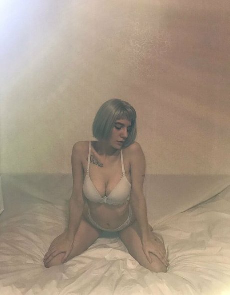 yanaperfect star adult photo