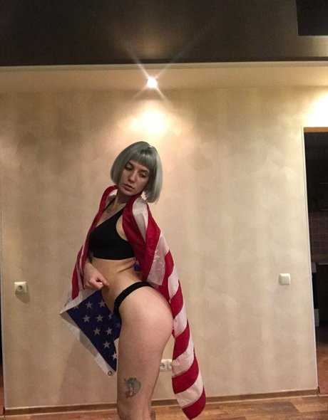 yanaperfect model naked img