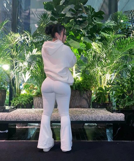 Sakura Nakamura pornstar hd gallery