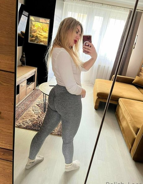 polishloca hot actress photos