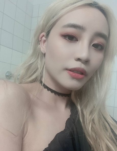 Xktie adult star archive