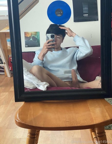 boytwinkjay21 art model archive