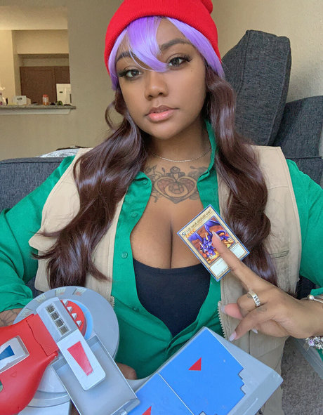 izzysaeko perfect star galleries