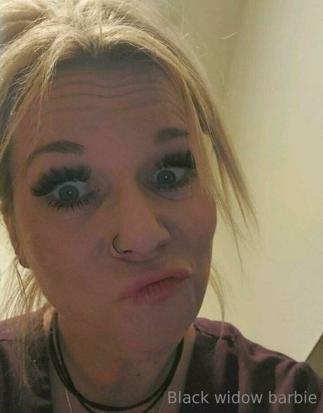 blackwidowbarbie 56 naked model pic