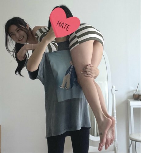 jenasis model xxx archive