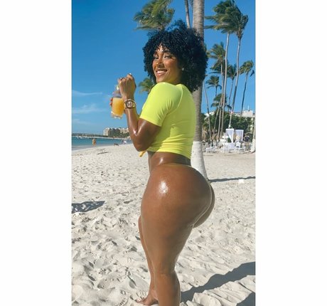 Sophie Likosky exclusive actress gallery