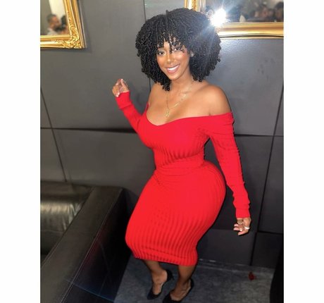 Sophie Likosky erotic actress img