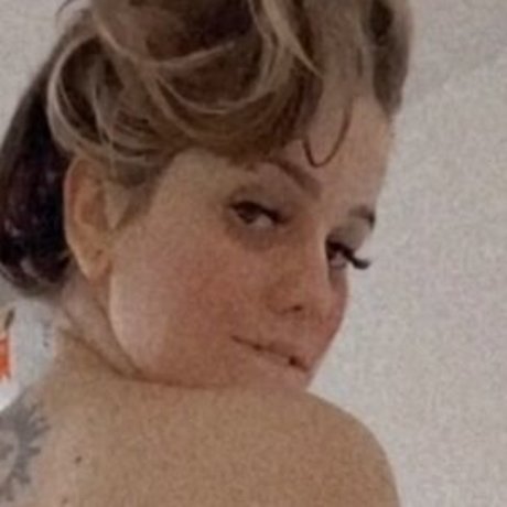 Niccole Rodrigues star free photo