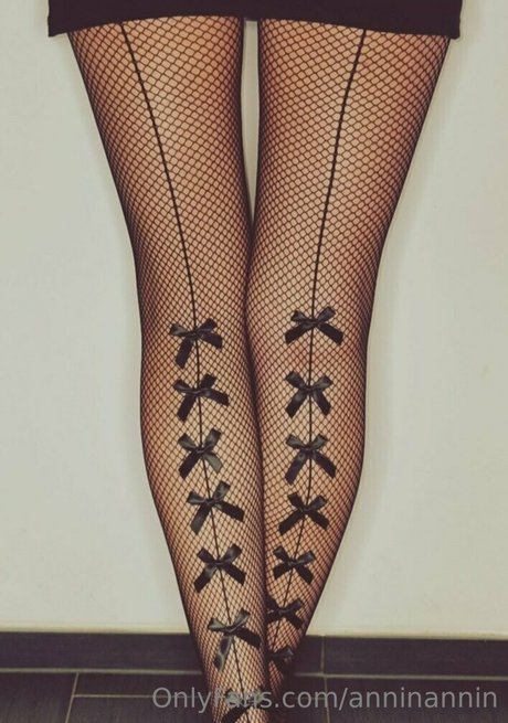 anninannin hot star img