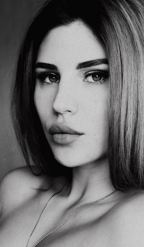 sasha unic pornstar pretty photo