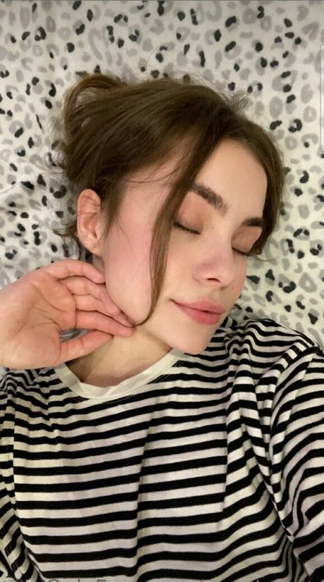 nastasiav model top image