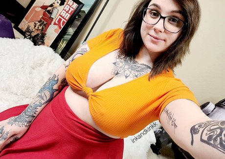 kinkytattedmilf model exclusive img