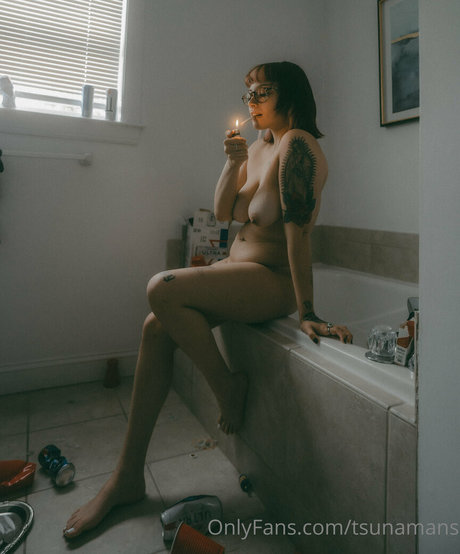 tsunamans perfect model galleries