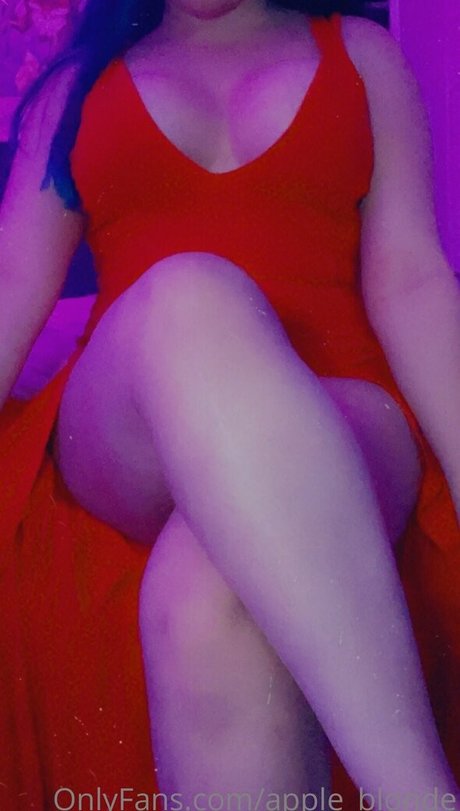 apple blonde sexy pornstar photo