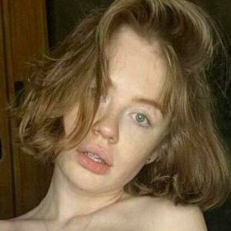 lillluuu vip adult model picture