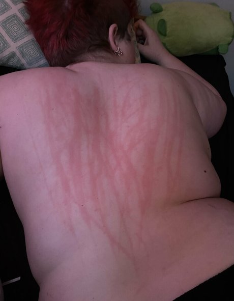 strawberryviagra model high quality photos