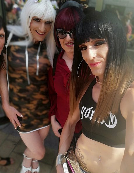 trans lola perron pornstar perfect pictures