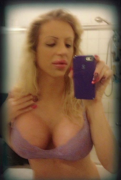 juliettestray model nude pictures