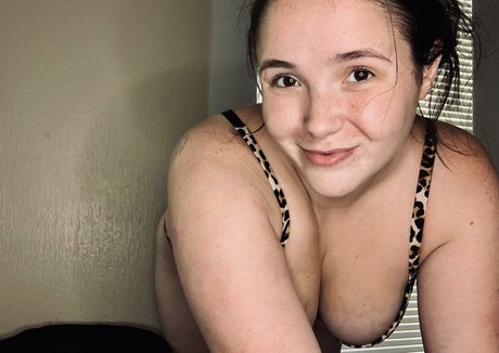 big tits curvy onlyfans top pics