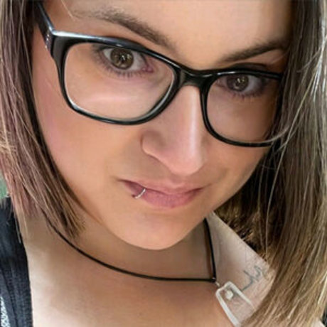 Bustydee adult star pictures